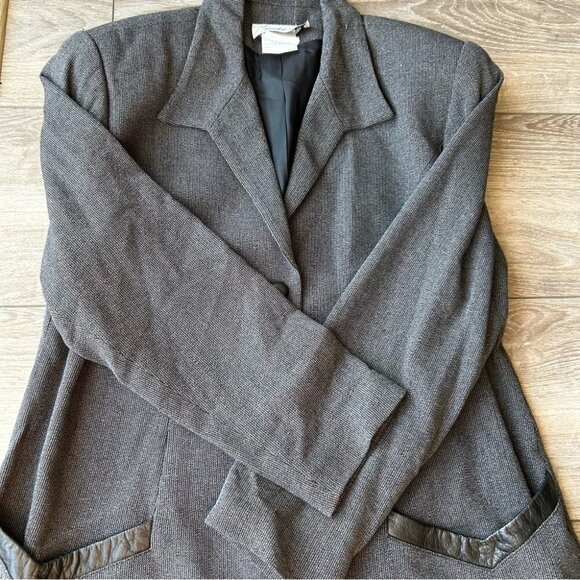 Vintage Jackie K. Wool Blend Leather Trim Blazer Made in Canada - Picture 10 of 15
